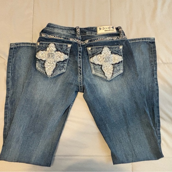 Grace in LA Women’s Jeans - Picture 2 of 5